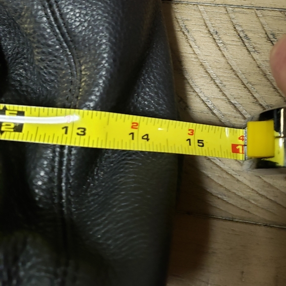 Michael Kors Leather Black Purse 👛 - Picture 7 of 8